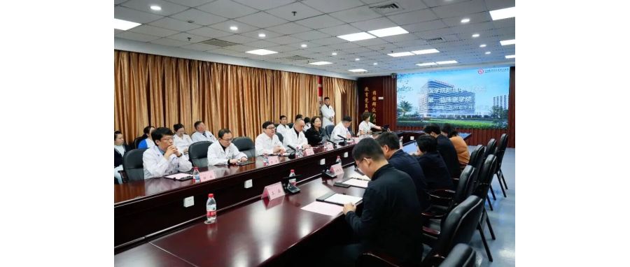 深圳z6com时凯集团集团代表团前往沈阳医学院附属中心医院召开调研研讨，共同探寻生命健康产业合作新机遇